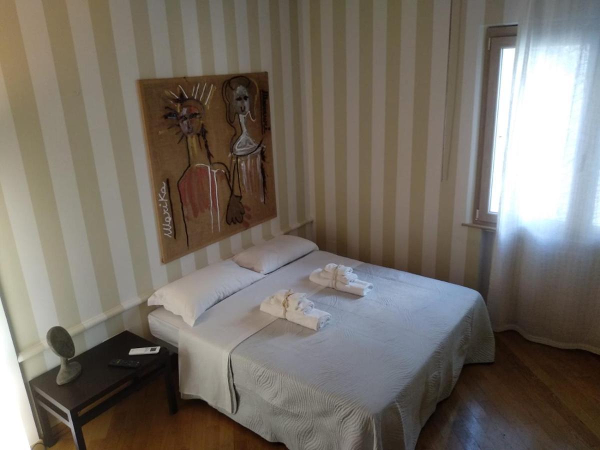 B&B Civico 45 Porto SantʼElpidio Kamer foto